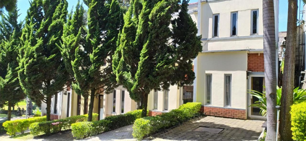 Villa Beverly Lembang Dış mekan fotoğraf