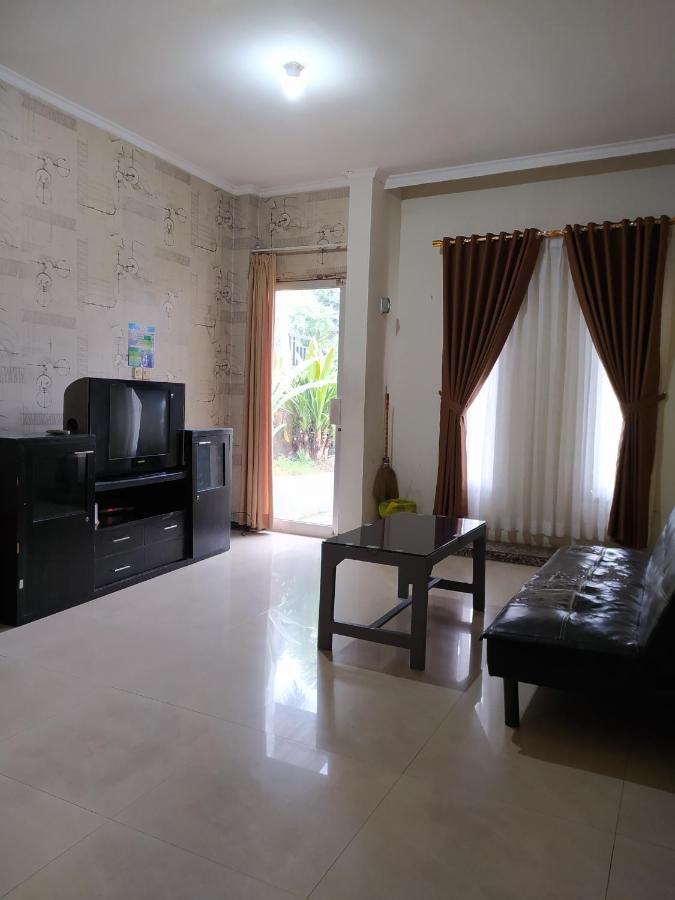 Villa Beverly Lembang Dış mekan fotoğraf